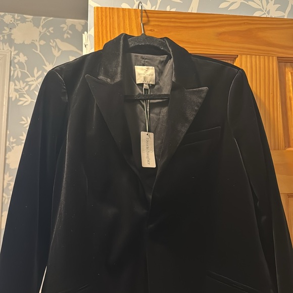 Favorite Daughter Velvet Blazer - Picture 6 of 8